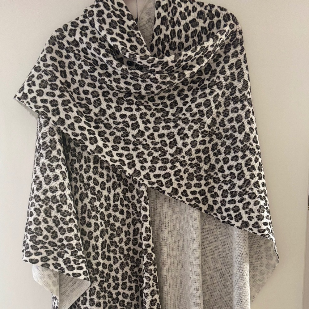JOAN BOYCE SHAWL